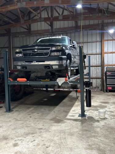 11000Lbs 4 Post Lift Max Lifting Height 84.5inch Four Post Parking Lift 4-Post Auto Lift Garage Lift Storage photo review